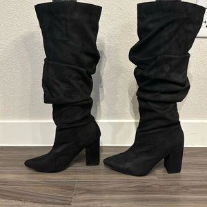 Black suede slouchy pull on boots